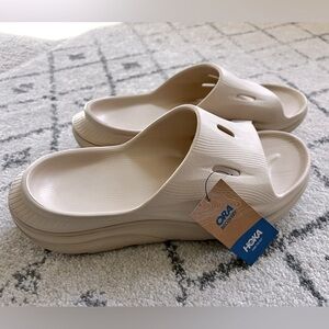 Hoka Ora Recovery Slides